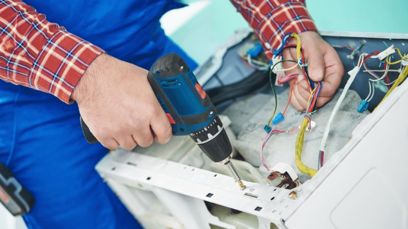 Büyükçekmece Awox Awox çamaşır makinesi kart tamiri – Su almama arızası orijinal parça ile giderildi. - Teknik servis örneği